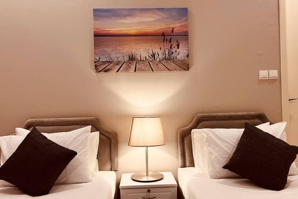 One Guest Place 2bhk Near The