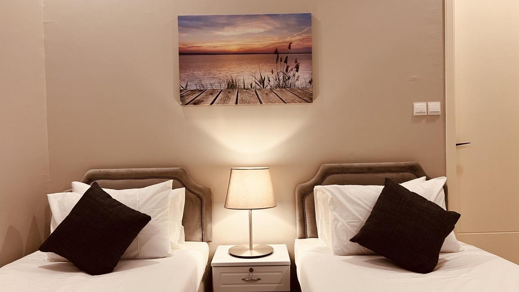 Apartamento One Guest Place 2bhk Near The *